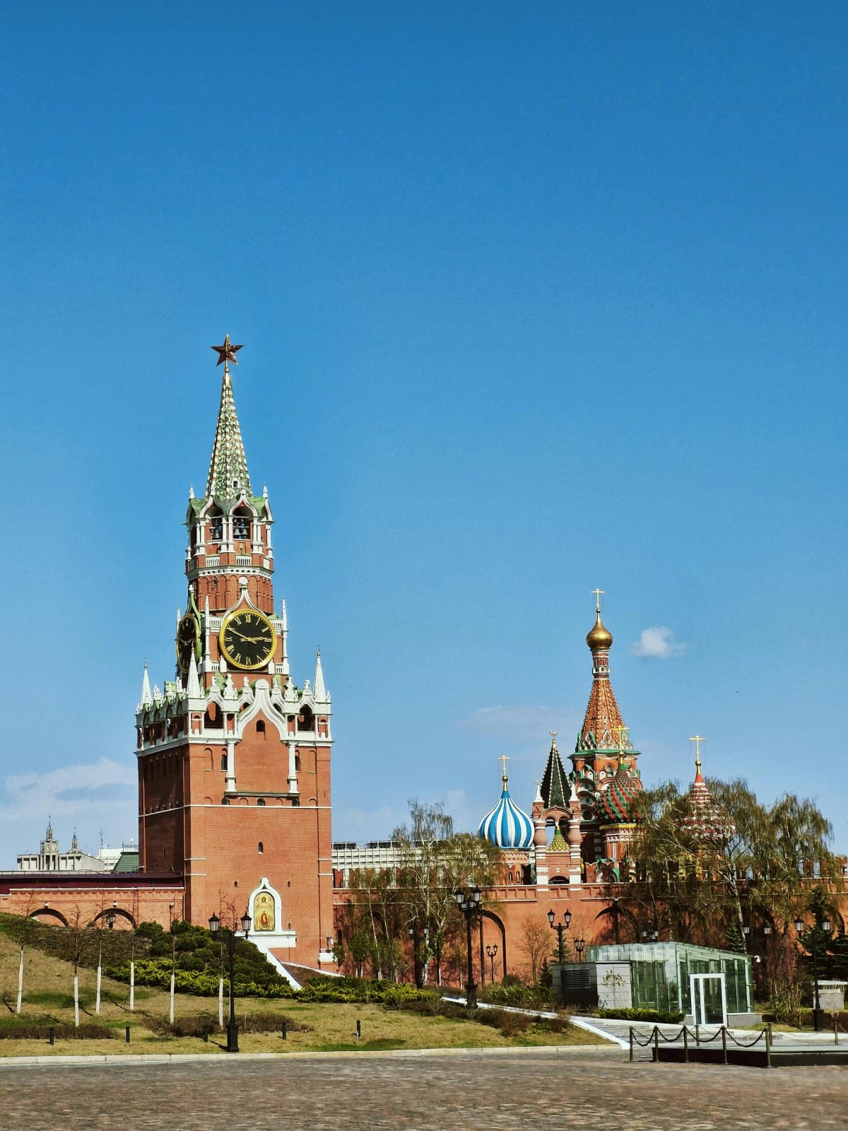 Russia Tour: Discover the best of Moscow & Saint Petersburg